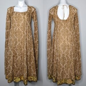 ✨3/$15 Charu Parashar tan & beige elegant dress M